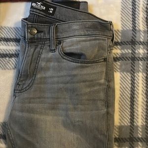 Dark washed men Hollister jeans